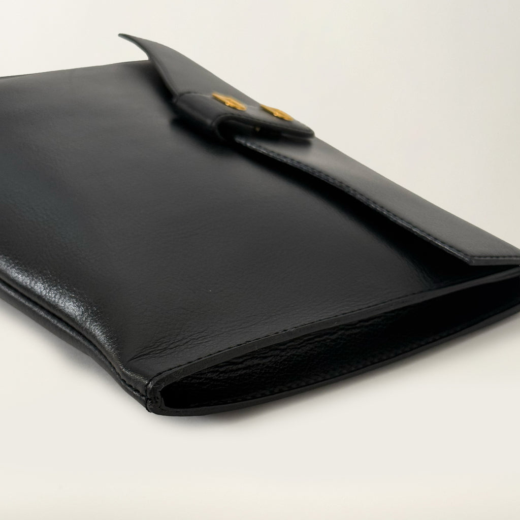 Double D Clutch Black