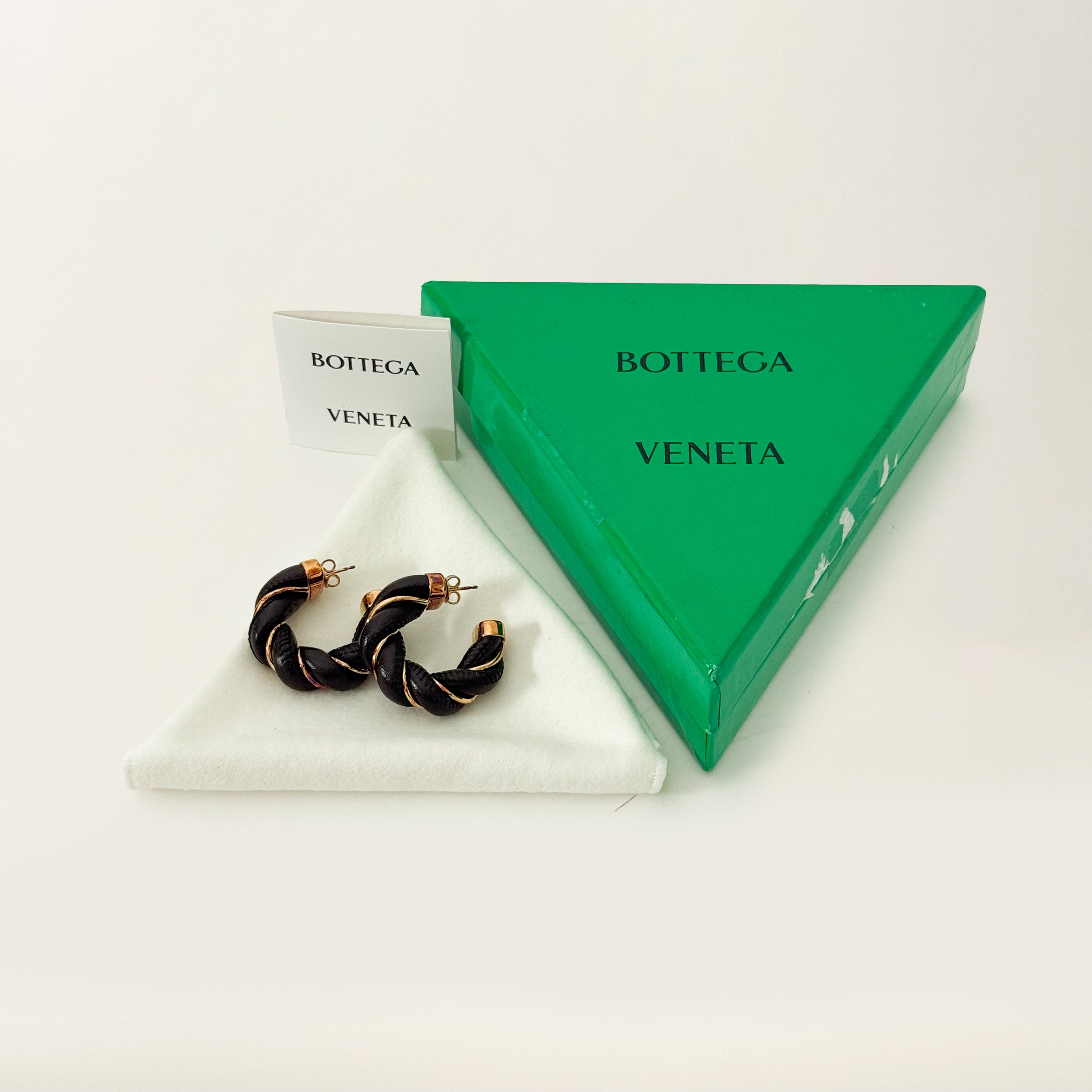 Twist Hoop Earrings Fondant brown