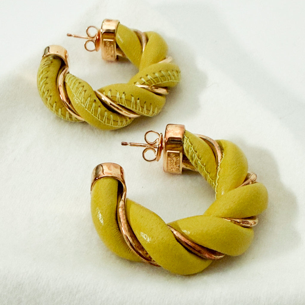 Twist Hoop Earrings Mirabelle yellow