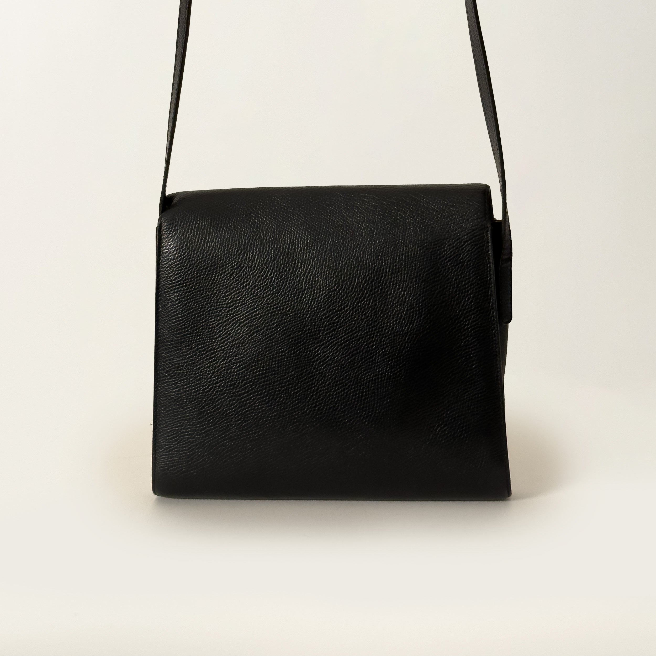 Clarion Black