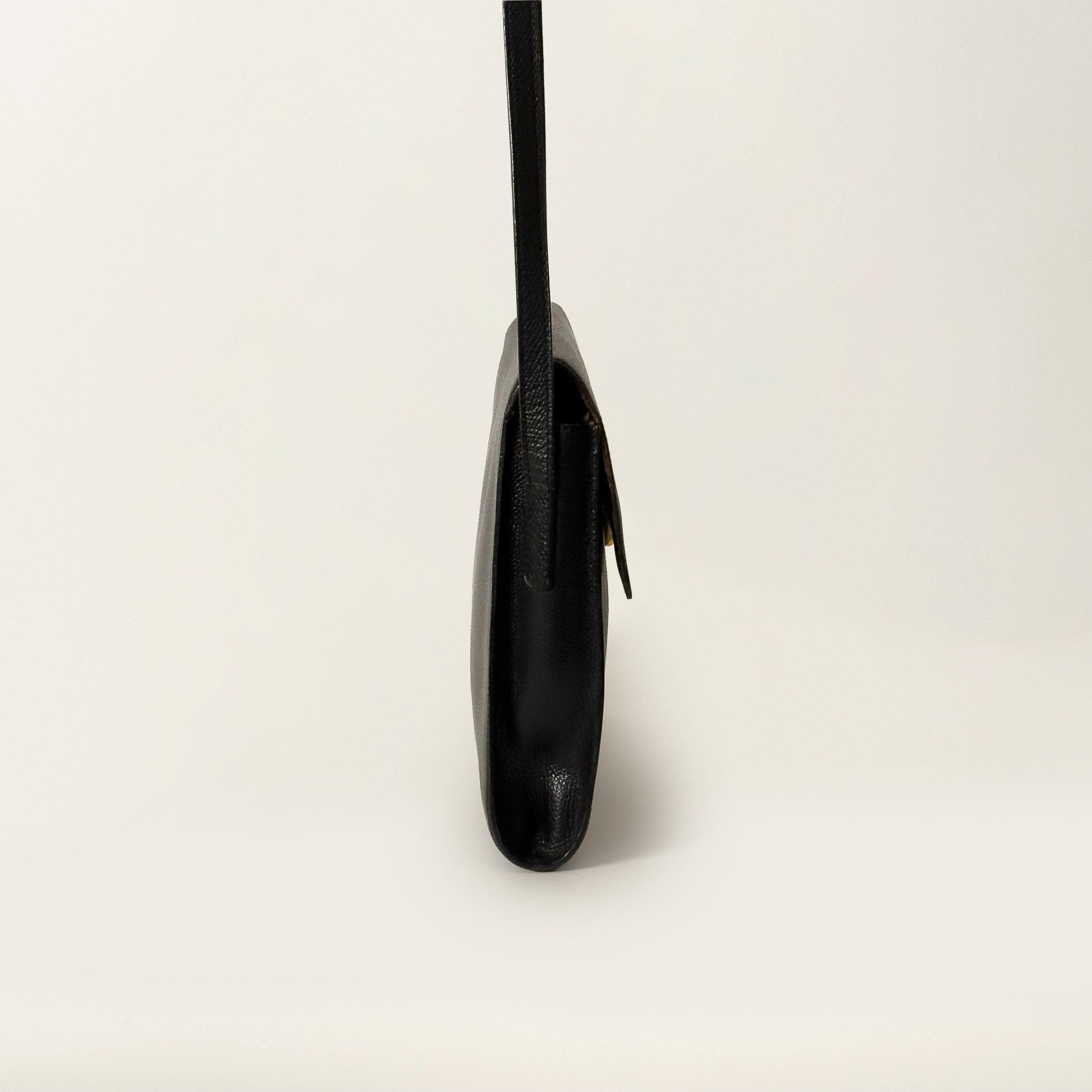 Clarion Black