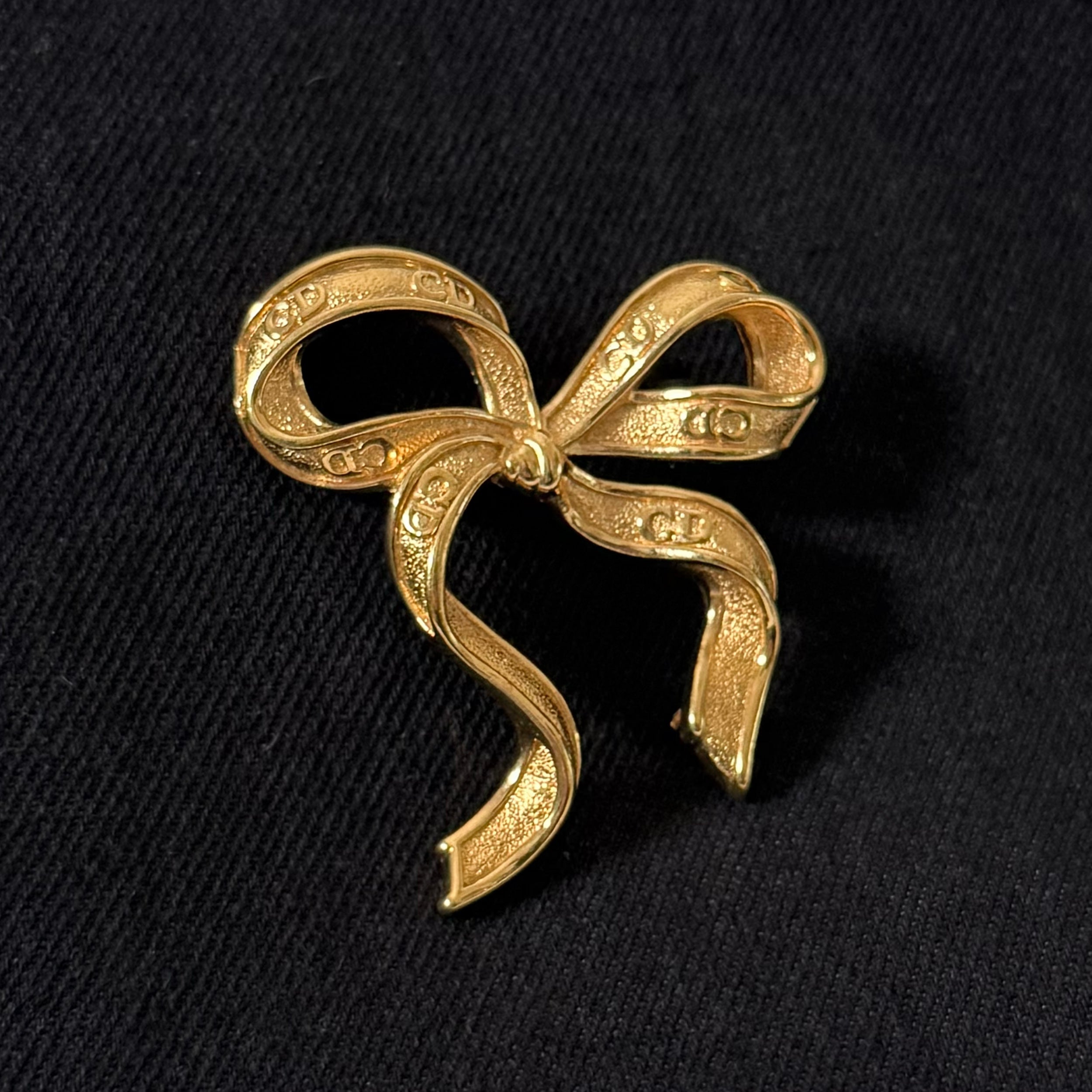 Bow Brooch