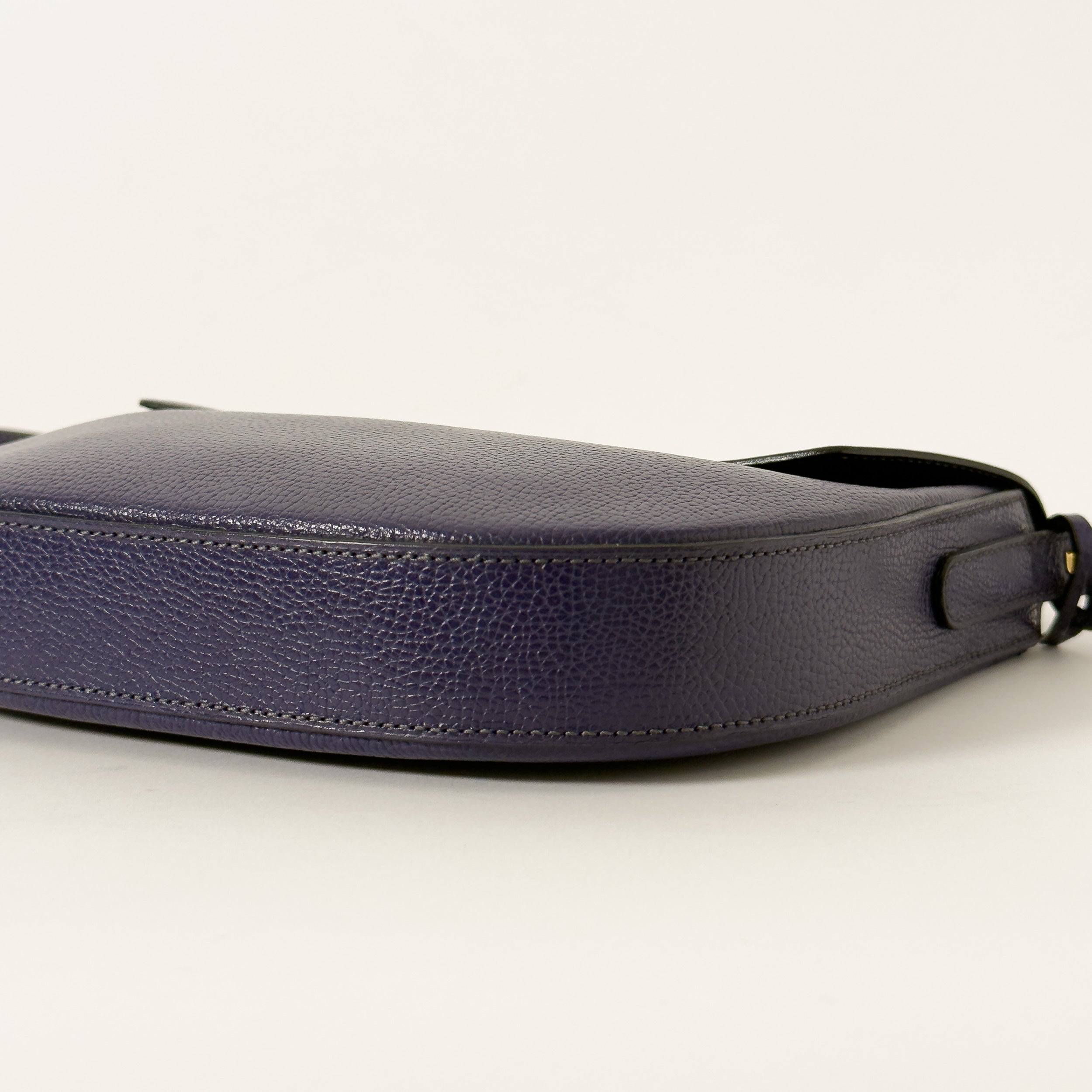 Deluré Purple blue