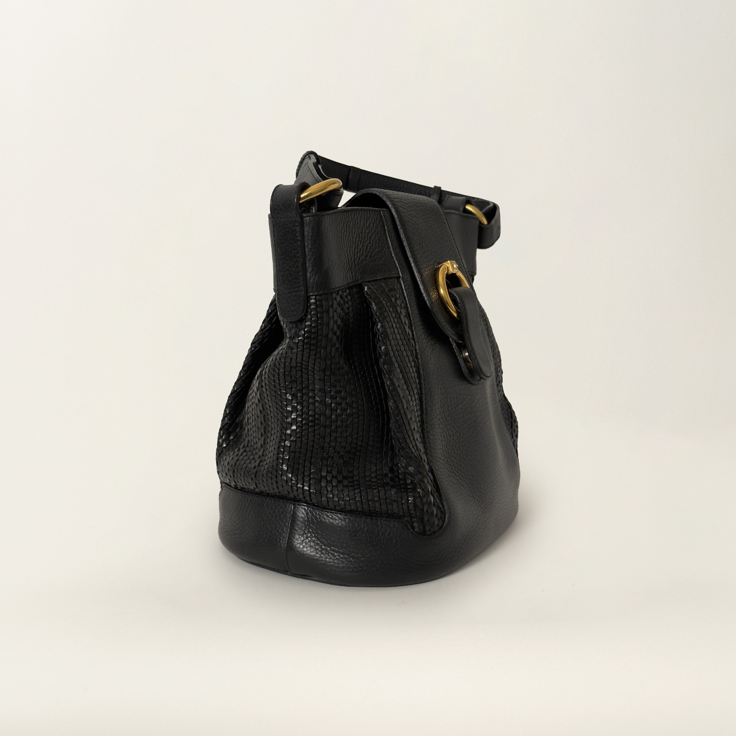 Bucket Shoulder Bag Black