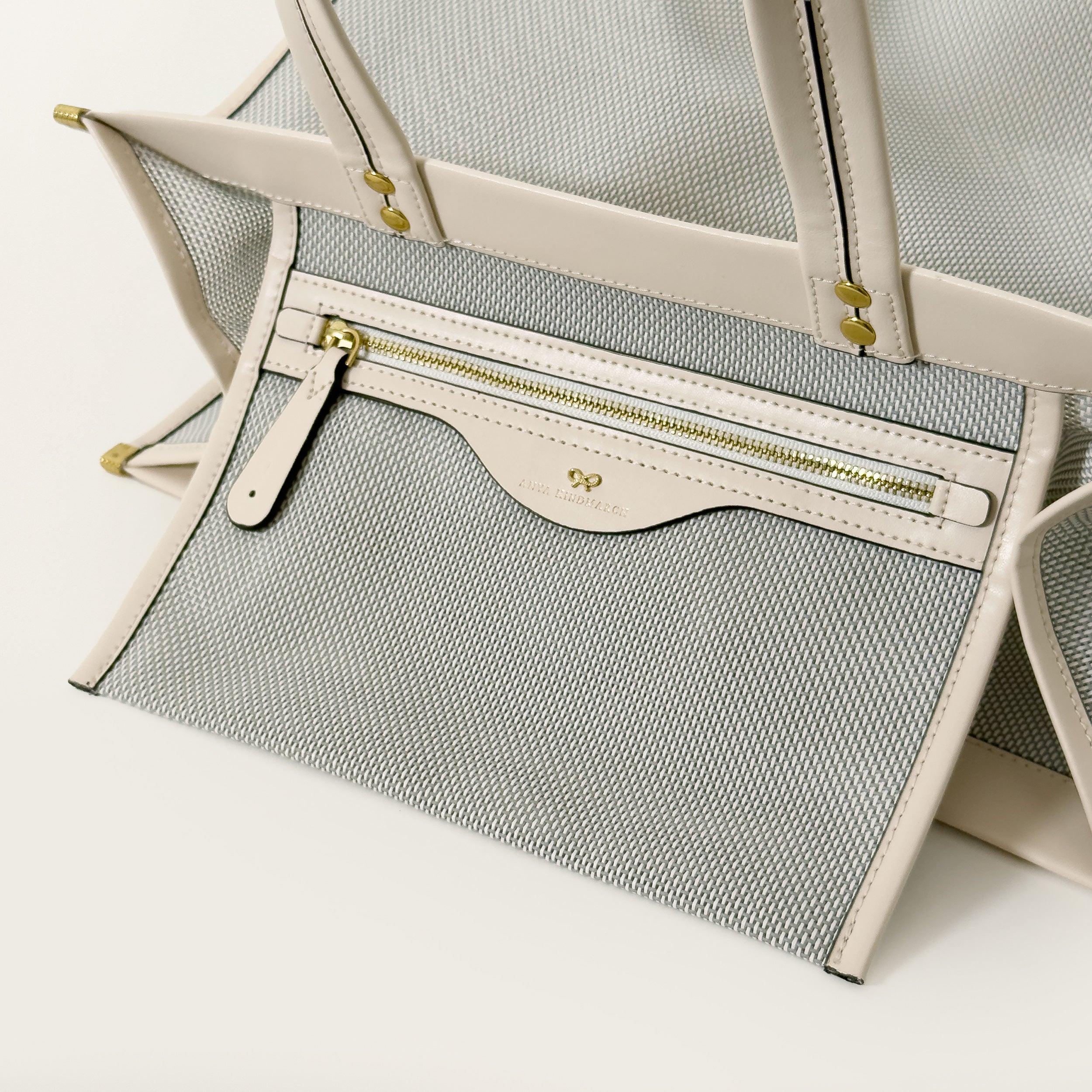 Wink Mesh Tote Bag