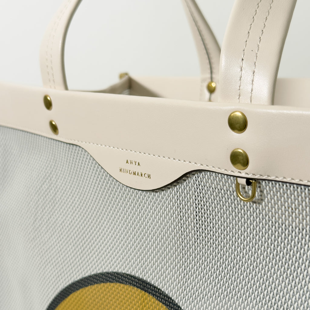 Wink Mesh Tote Bag