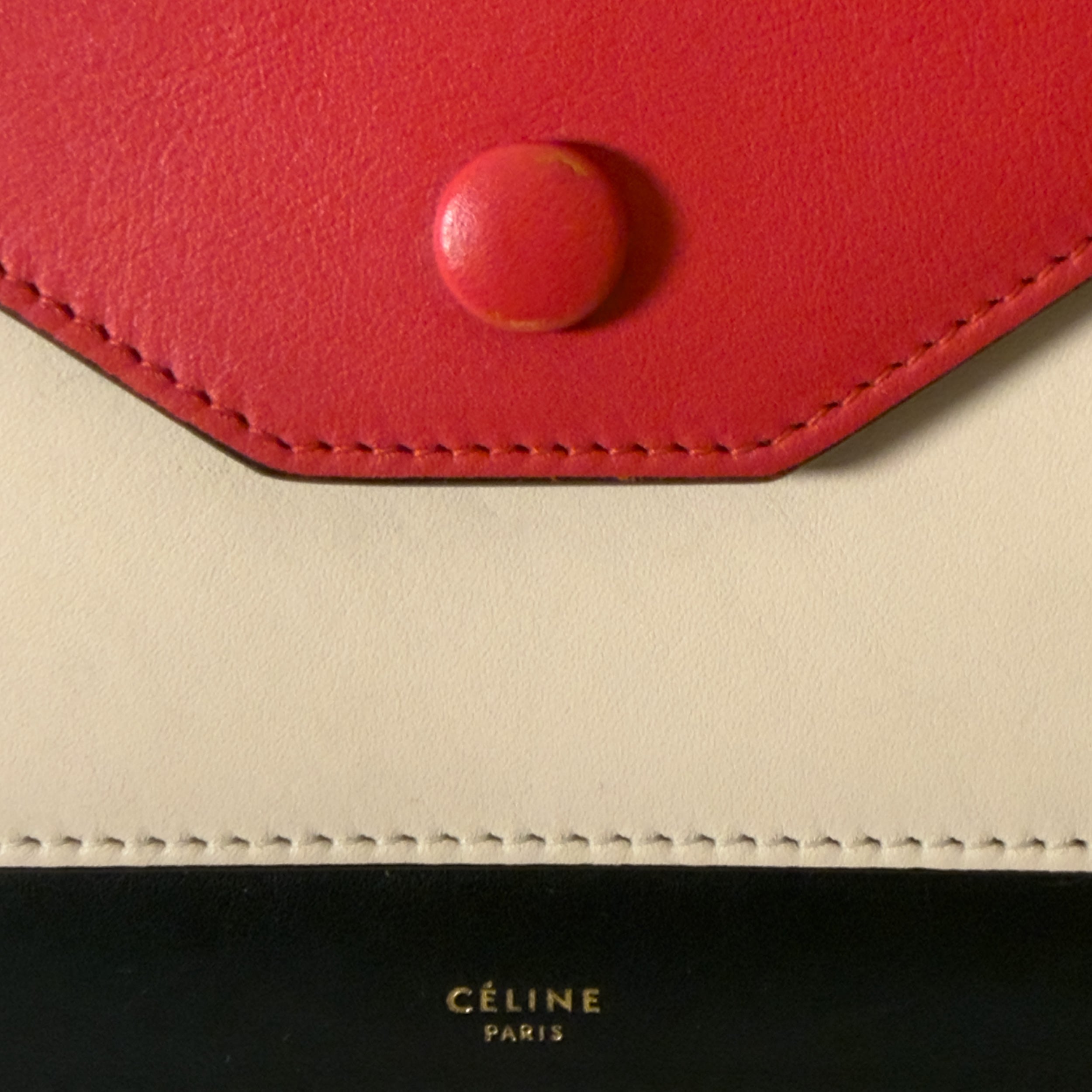 Envelope Tri-color Red Beige Black