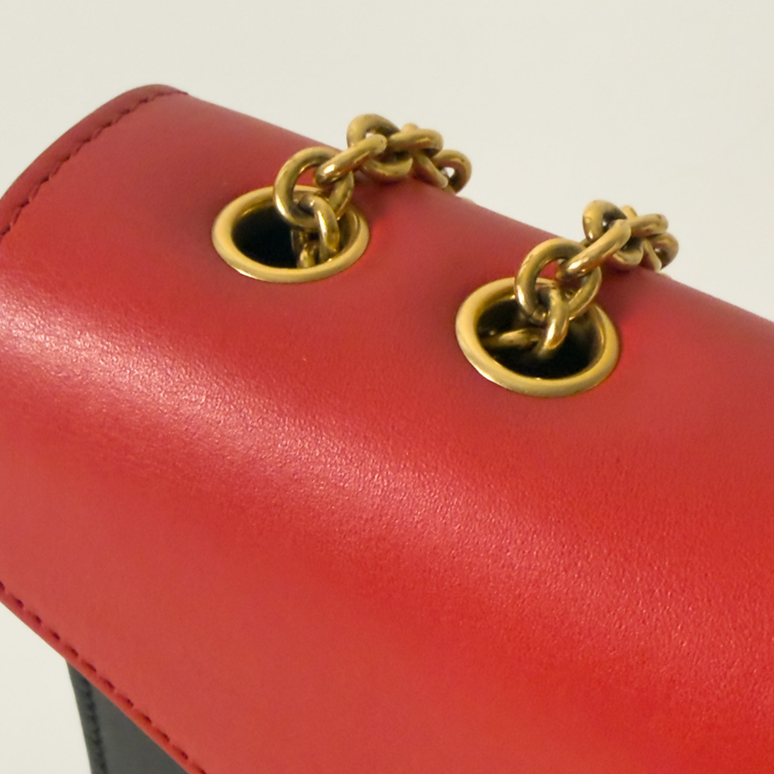 Envelope Tri-color Red Beige Black
