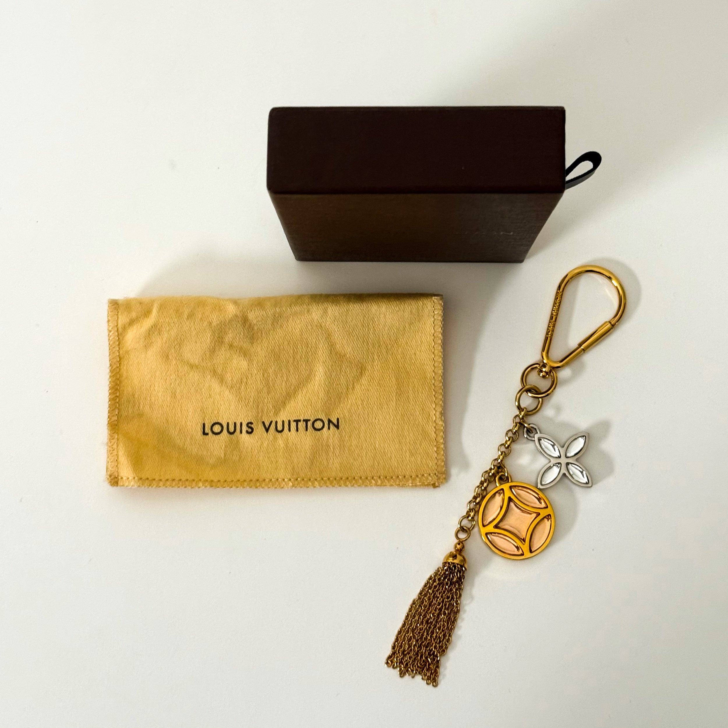 Ice Flower Key chain