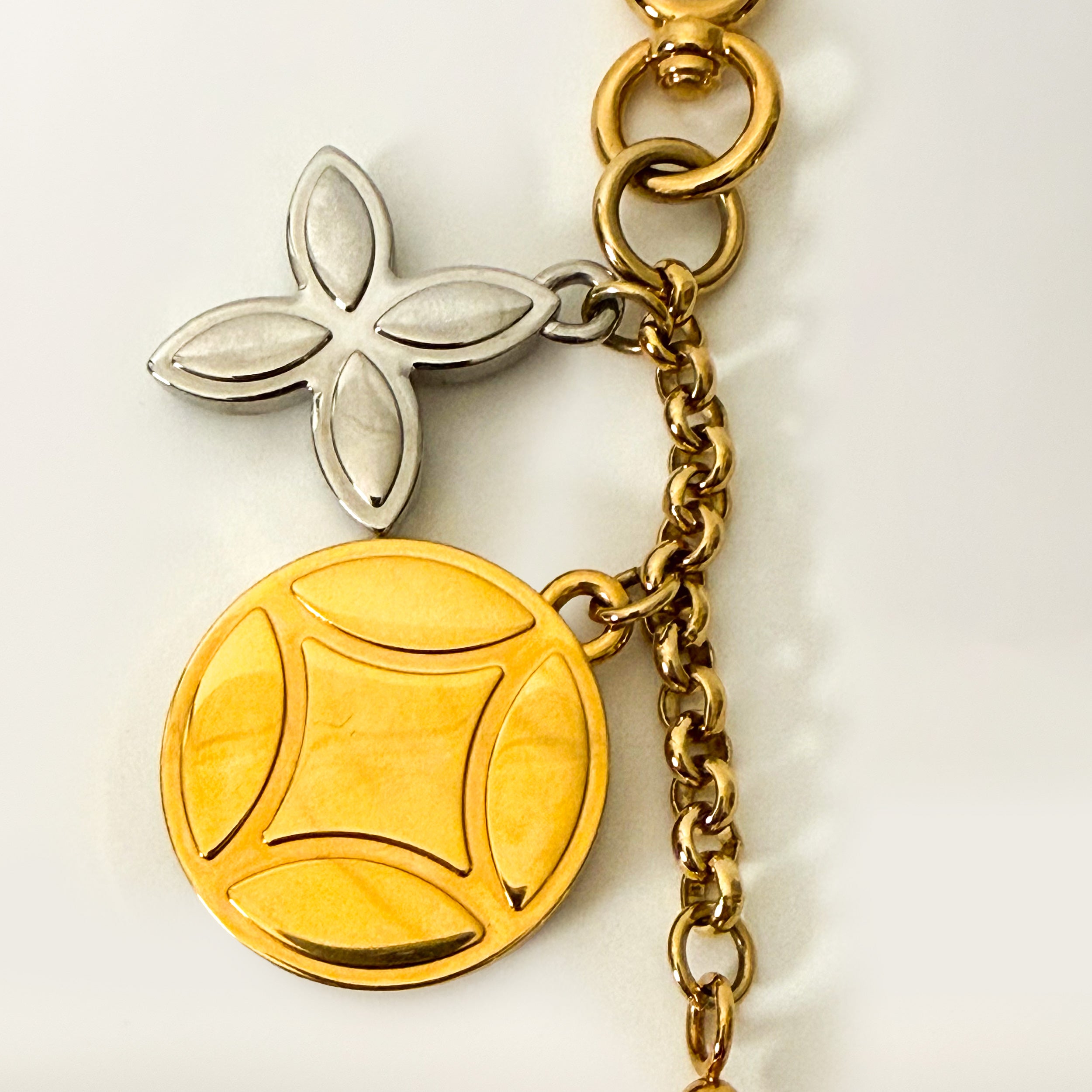 Ice Flower Key chain