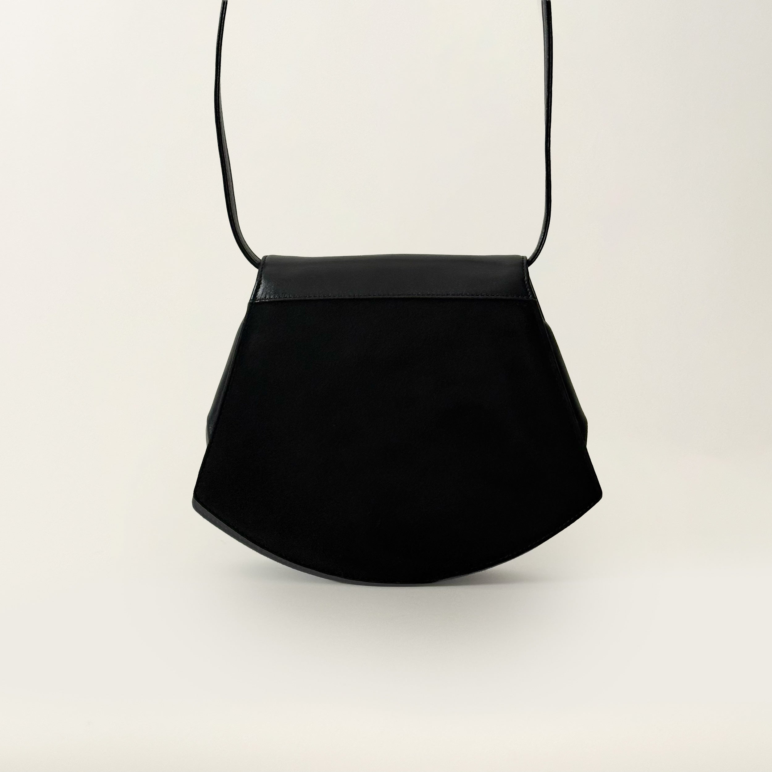 Trapeze-shaped Bag Black