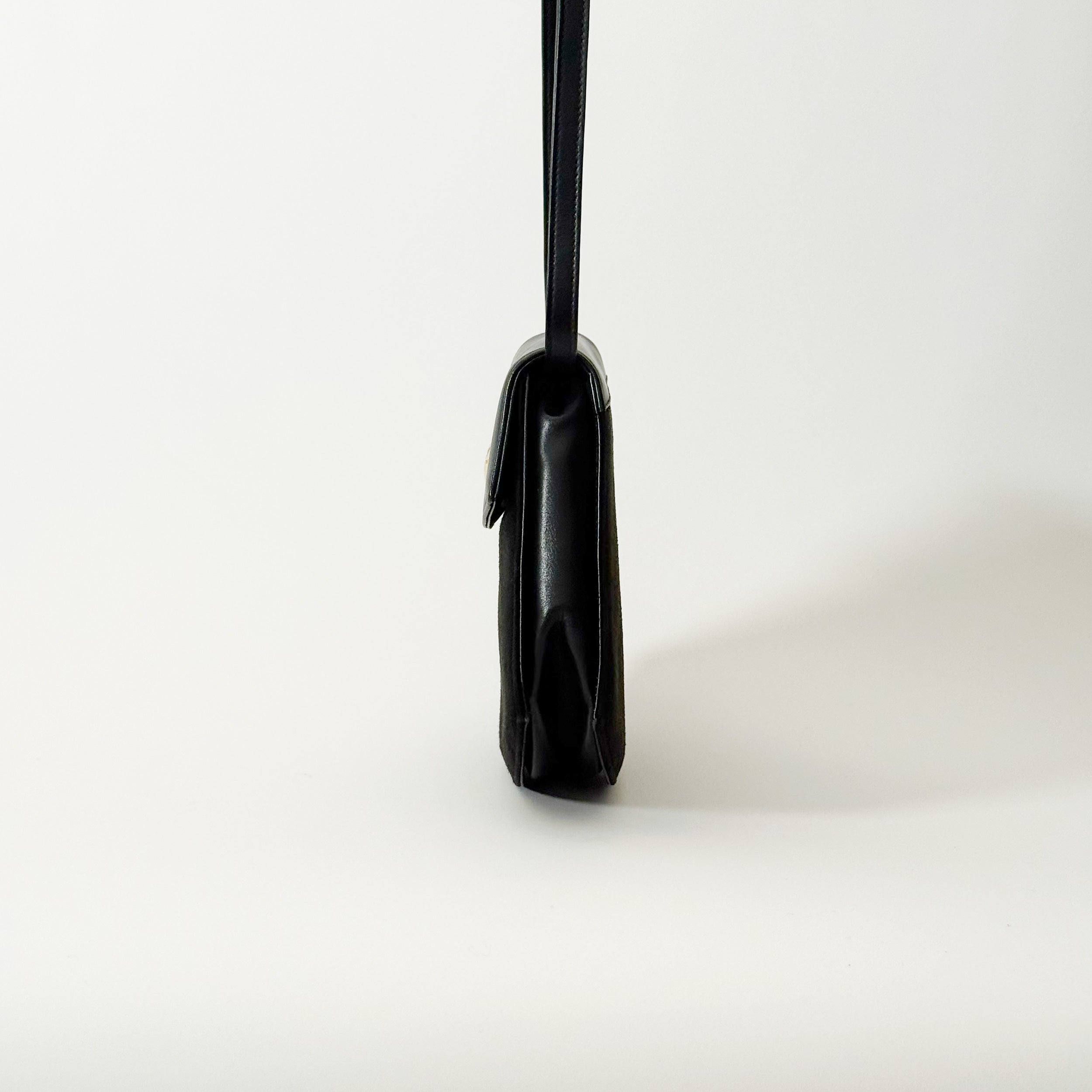 Trapeze-shaped Bag Black