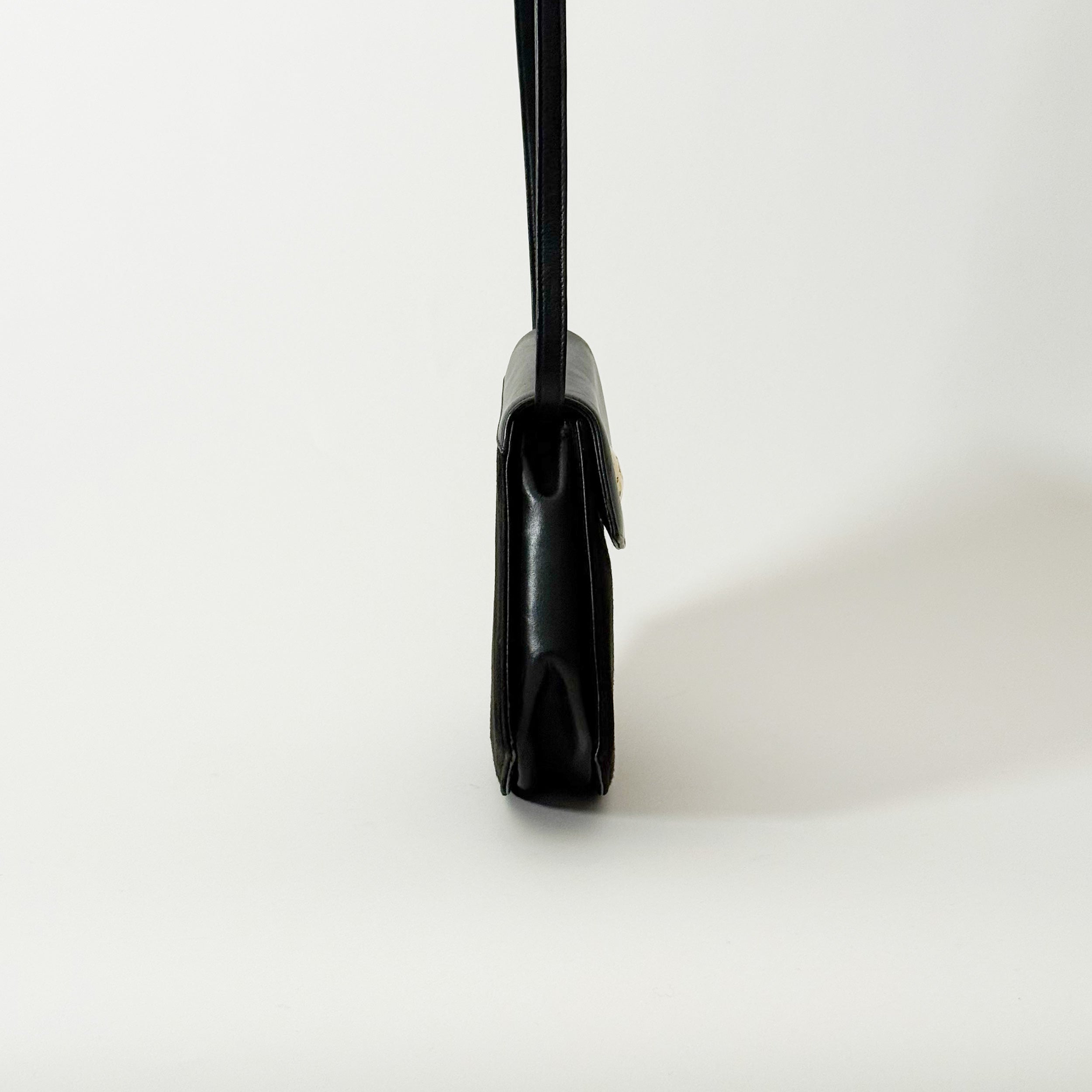 Trapeze-shaped Bag Black